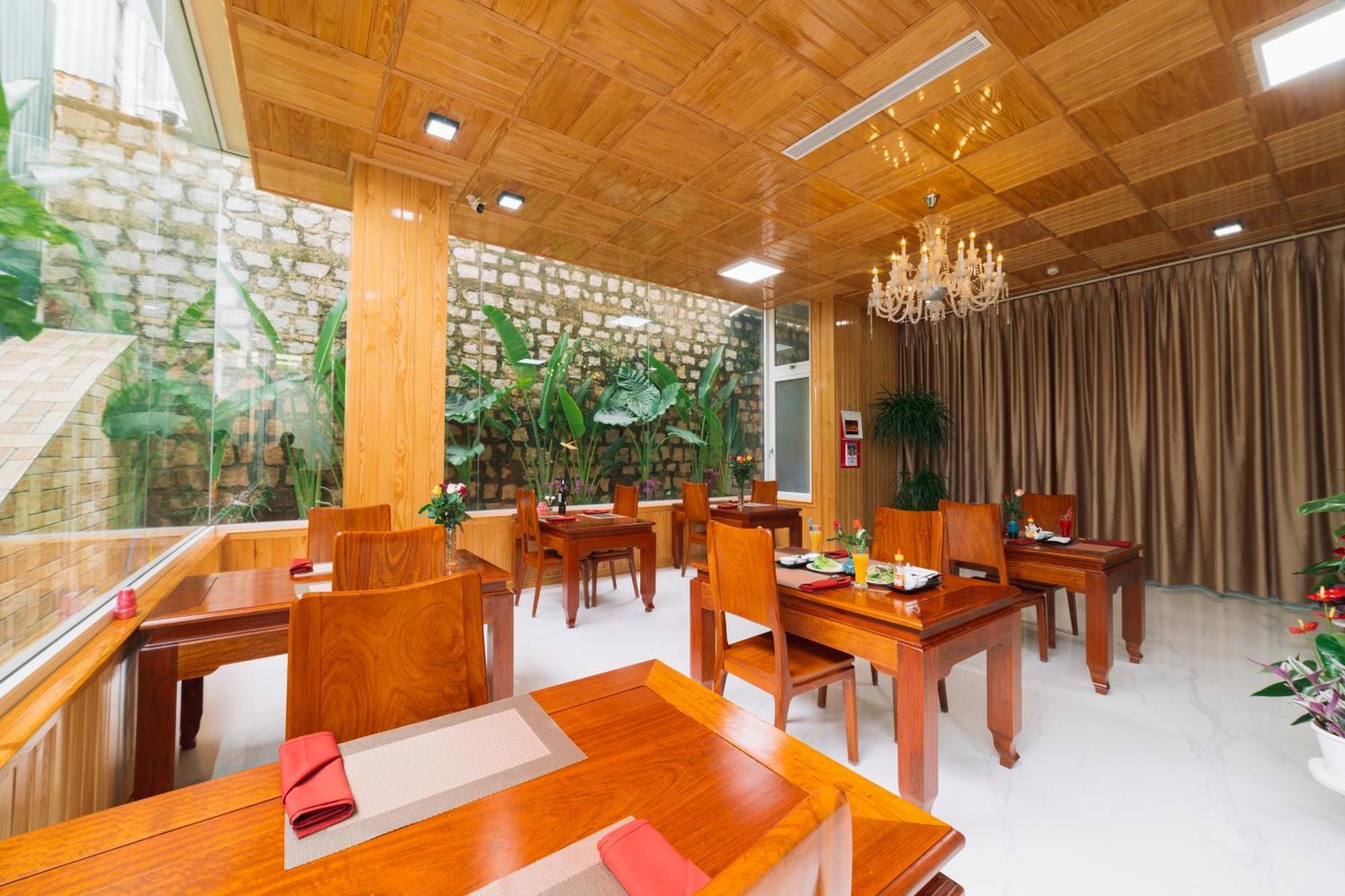 Quy Tai Premium Hotel Da Lat Exterior photo
